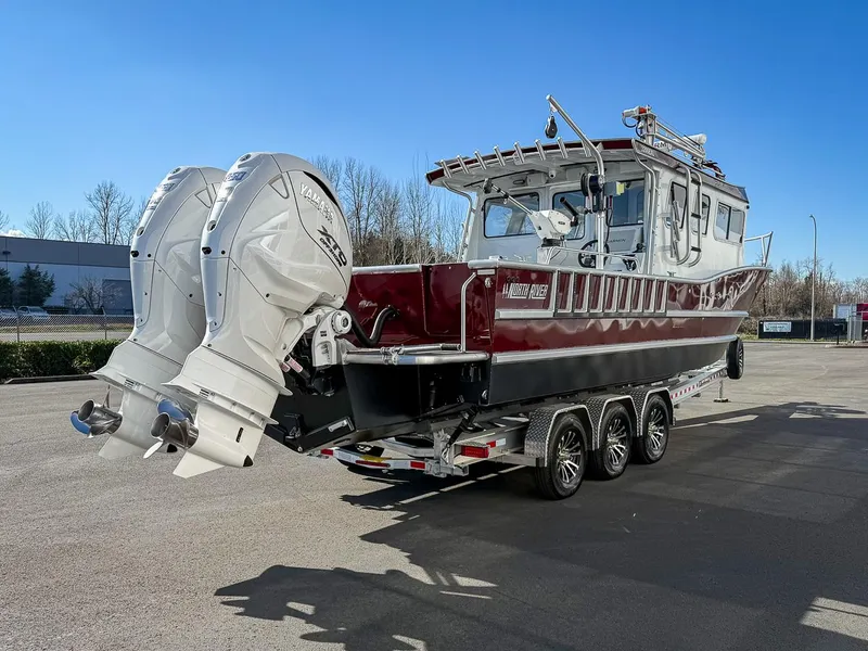 Slide: The Image of North River 32 Endurance 2026 - 4