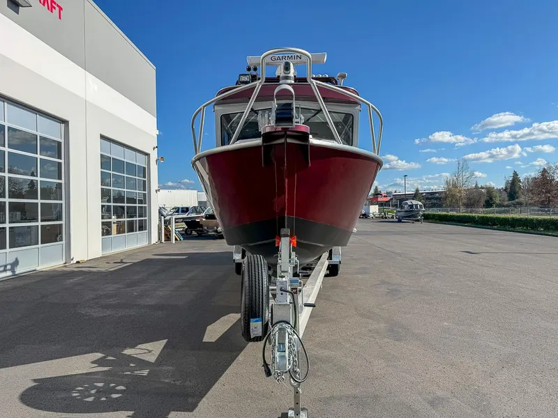 Slide: The Image of North River 32 Endurance 2026 - 7