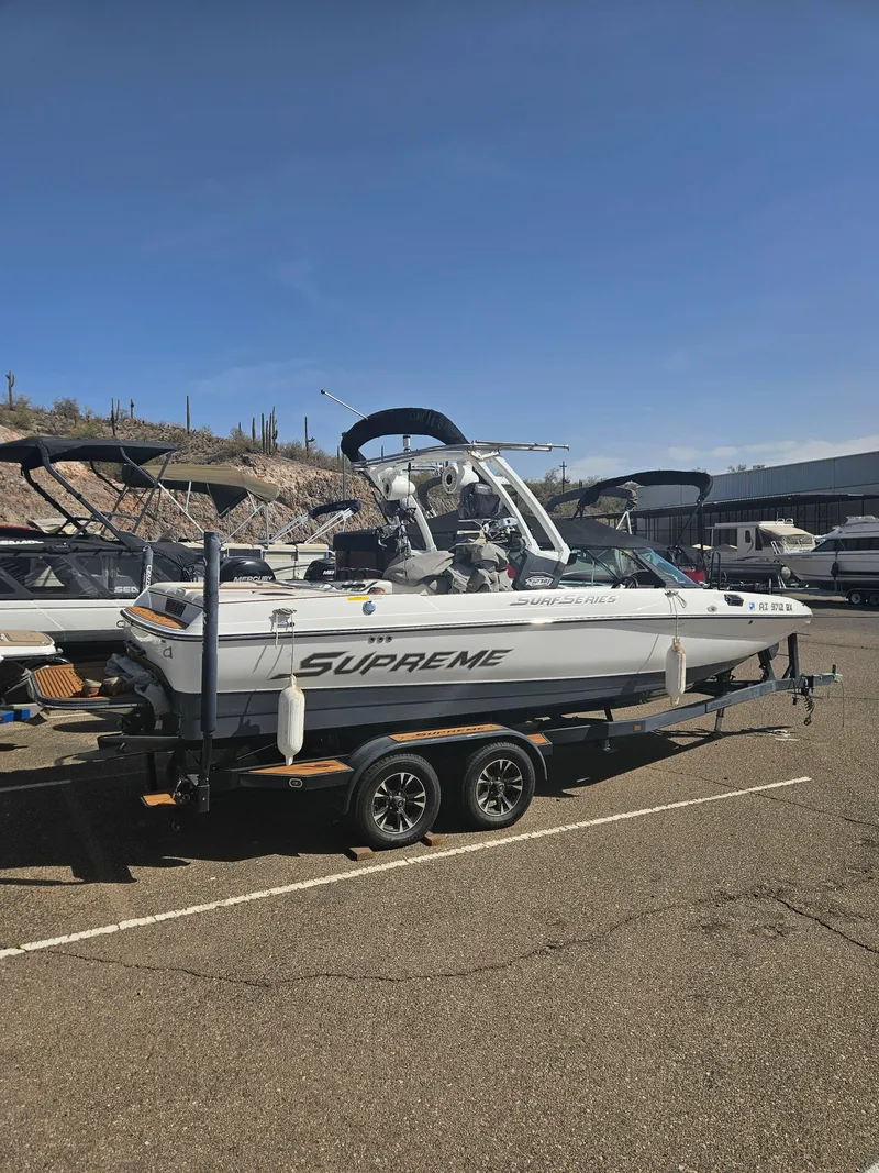 Slide: The Image of Supreme S238 2017 - 5