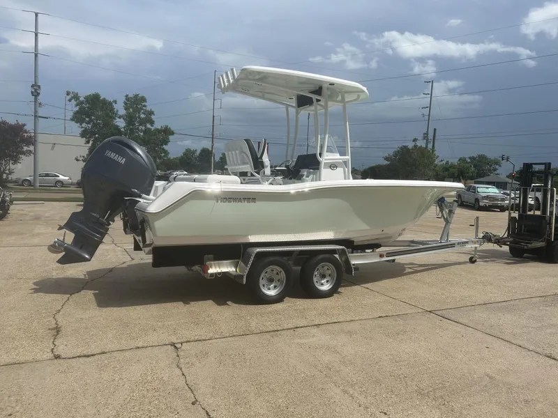 Slide: The Image of Tidewater 210 LXF 2025 - 4