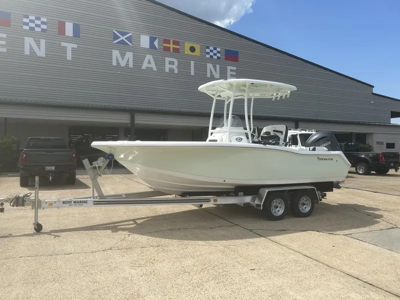 Slide: The Image of Tidewater 210 LXF 2025 - 5