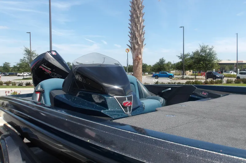 Slide: The Image of 2025 Ranger Z518 Cup-Equipped boat with sleek design and powerful engine. - 13