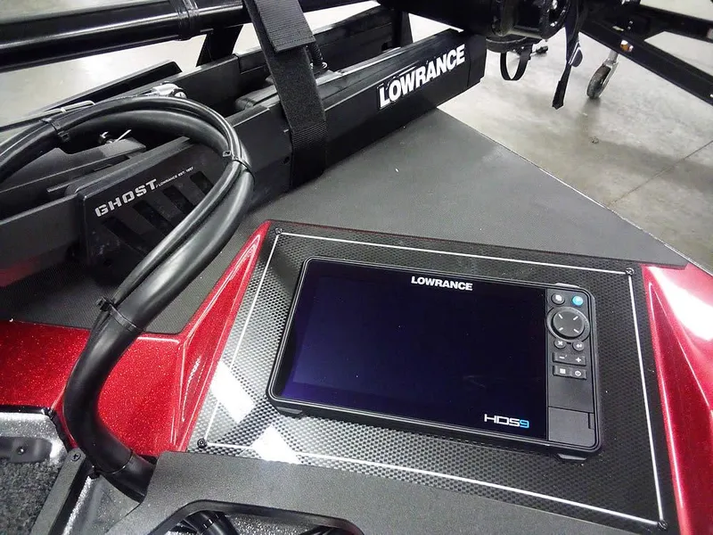 Slide: The Image of Lowrance HDS9 display on 2025 Triton 20XP Patriot boat dashboard. - 19