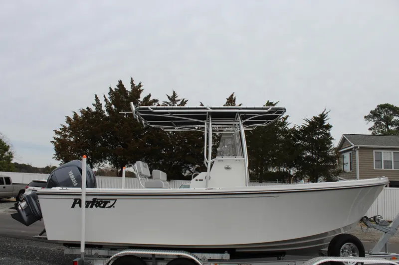 Slide: The Image of Parker Marine 21SE Center Console 2025 - 11