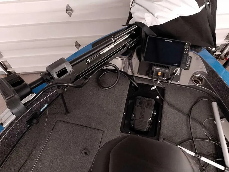 Slide: The Image of 2021 Ranger 622FS Pro boat interior with navigation equipment and control panel. - 27