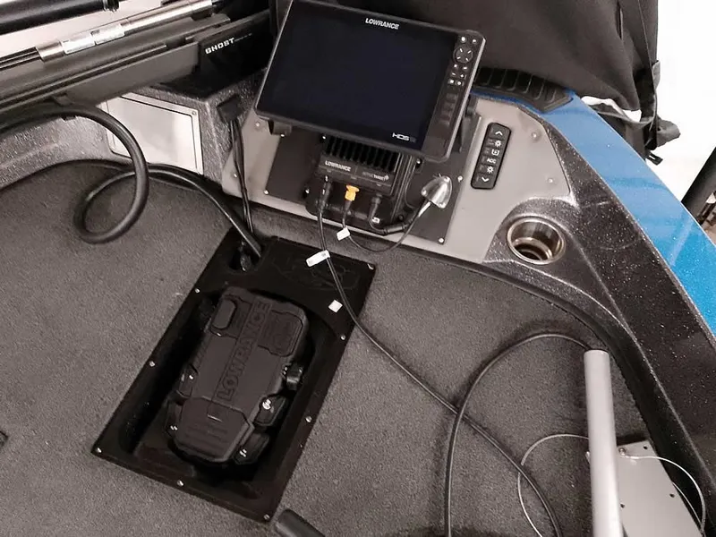 Slide: The Image of 2021 Ranger 622FS Pro boat dashboard with Lowrance fishfinder and control panel. - 28