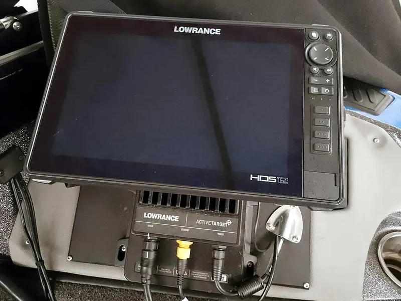 Slide: The Image of Lowrance HDS-12 fishfinder on 2021 Ranger 622FS Pro boat dashboard. - 29