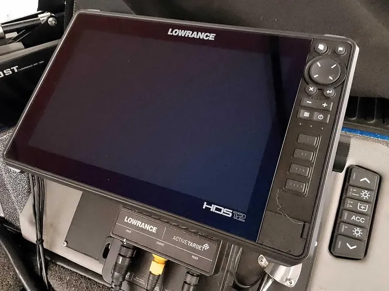 Slide: The Image of Lowrance HDS-12 fishfinder on 2021 Ranger 622FS Pro boat dashboard. - 30