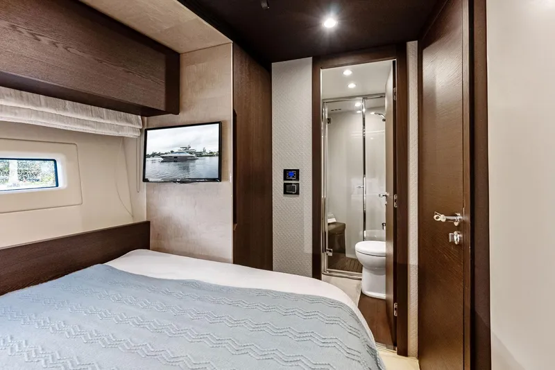 Slide: The Image of Azimut 72 2017 - 56