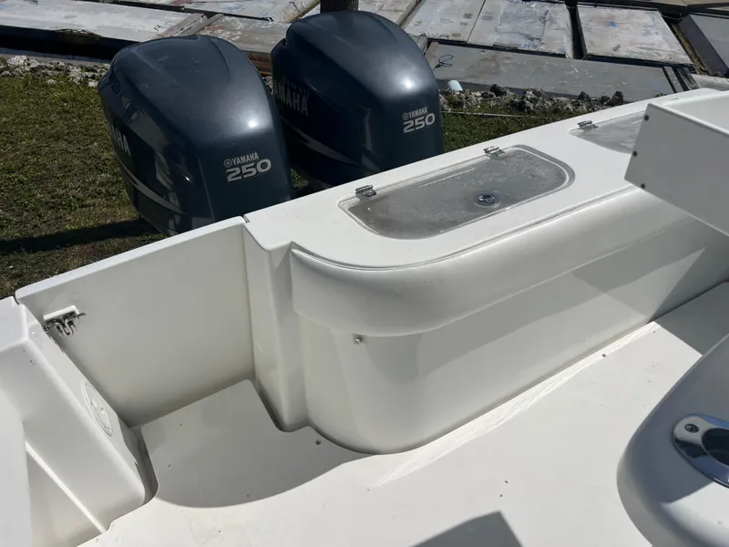 Slide: The Image of Contender 35 Center Console w/ Foward Cuddy 1999 - 53