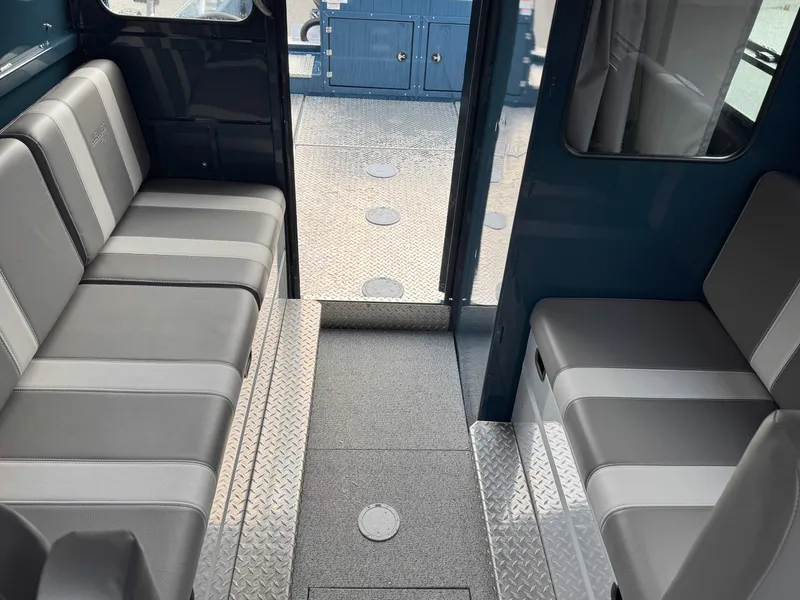 Slide: The Image of Interior of 2025 Hewescraft 270 Alaskan ET HT boat with gray seating. - 6