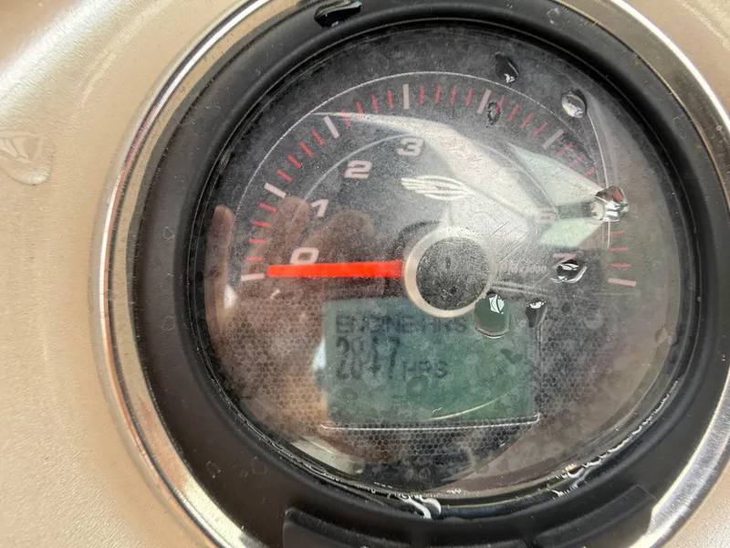 Slide: The Image of Dashboard gauge of 2015 Chaparral Sunesta 224 boat showing engine hours. - 40