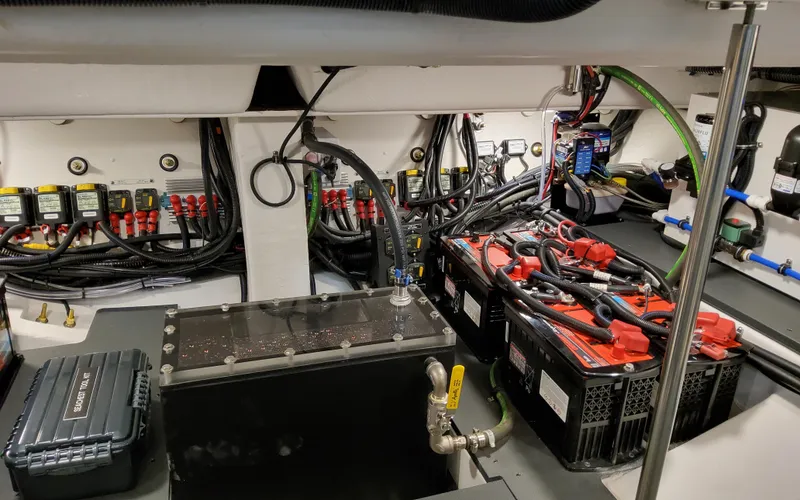 Slide: The Image of Formula 400 Super Sport Crossover 2025 - 101