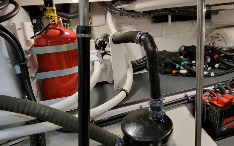 Slide: The Image of Formula 400 Super Sport Crossover 2025 - 103