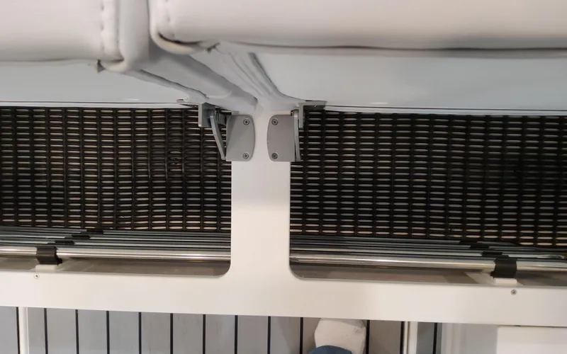 Slide: The Image of Formula 400 Super Sport Crossover 2025 - 113