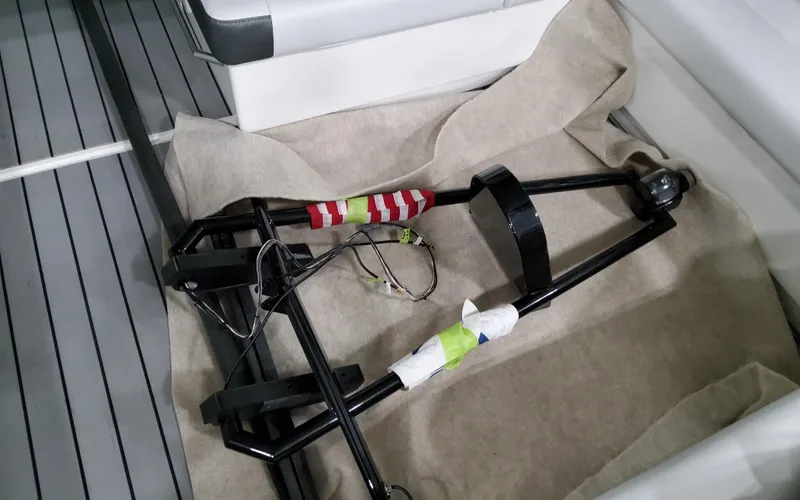 Slide: The Image of Formula 400 Super Sport Crossover 2025 - 122