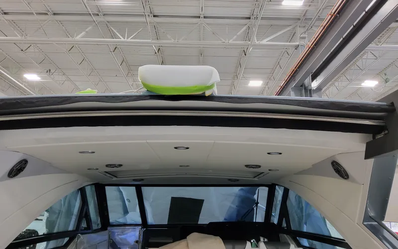 Slide: The Image of Formula 400 Super Sport Crossover 2025 - 123