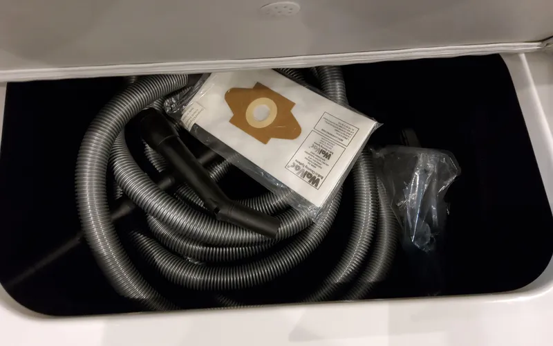 Slide: The Image of Formula 400 Super Sport Crossover 2025 - 61