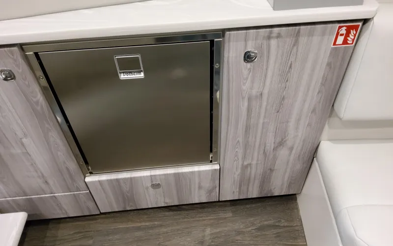 Slide: The Image of Formula 400 Super Sport Crossover 2025 - 67