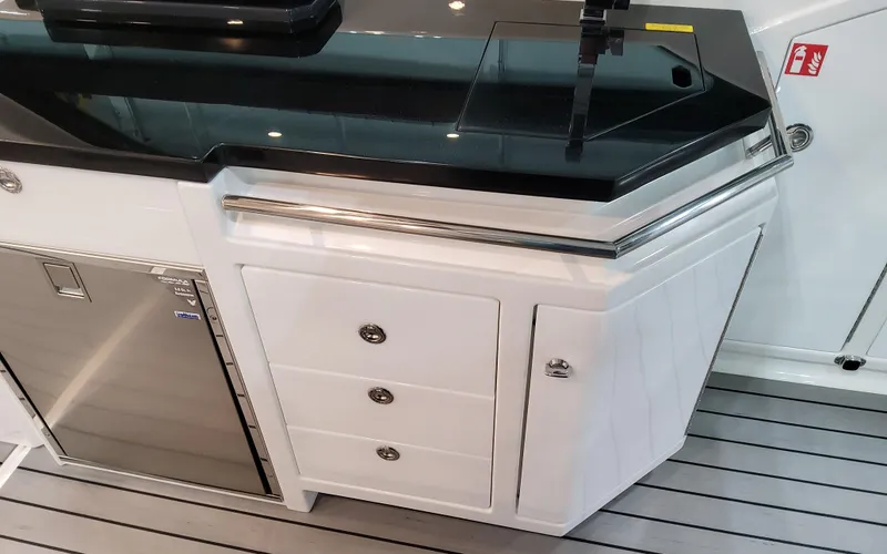 Slide: The Image of Formula 400 Super Sport Crossover 2025 - 86