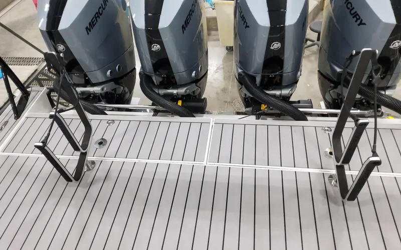 Slide: The Image of Formula 400 Super Sport Crossover 2025 - 97