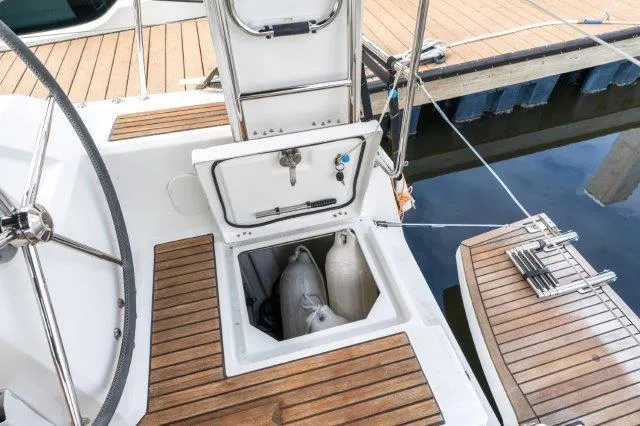 Slide: The Image of Beneteau Oceanis 41.1 2018 - 51