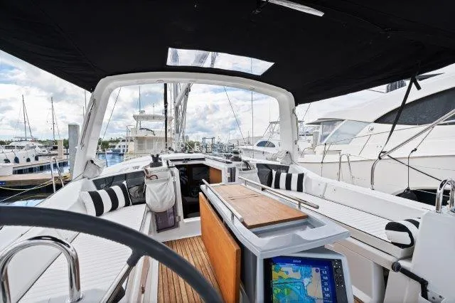 Slide: The Image of Beneteau Oceanis 41.1 2018 - 60