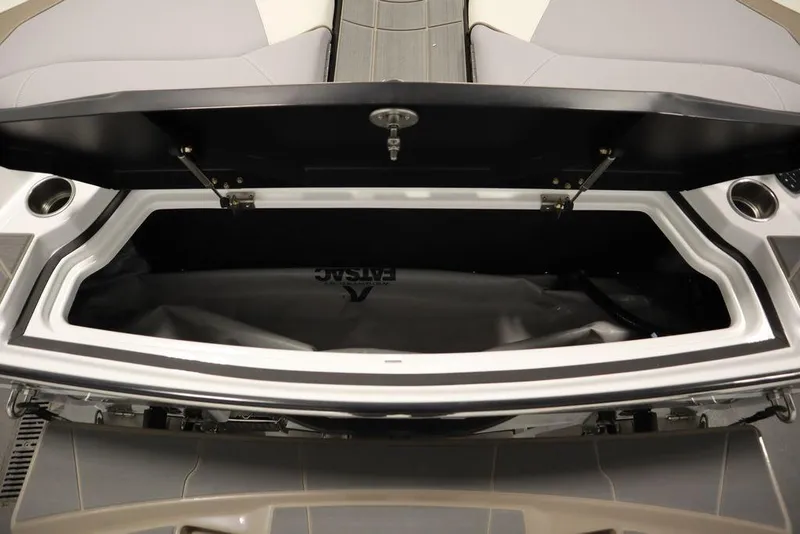 Slide: The Image of Centurion Ri245 2025 - 63