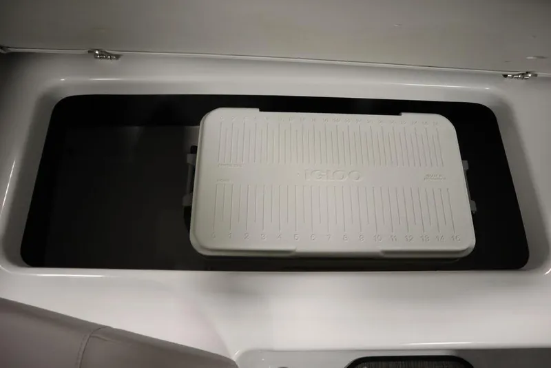 Slide: The Image of Four Winns H1 2025 - 51