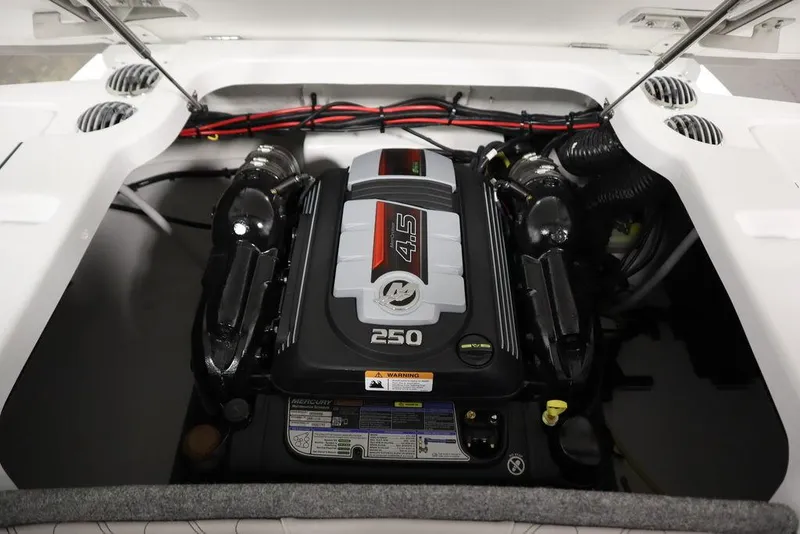 Slide: The Image of 2025 Four Winns H2 engine compartment with Mercury 4.5L 250 horsepower engine. - 48