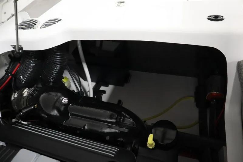 Slide: The Image of Four Winns H2 2025 - 51