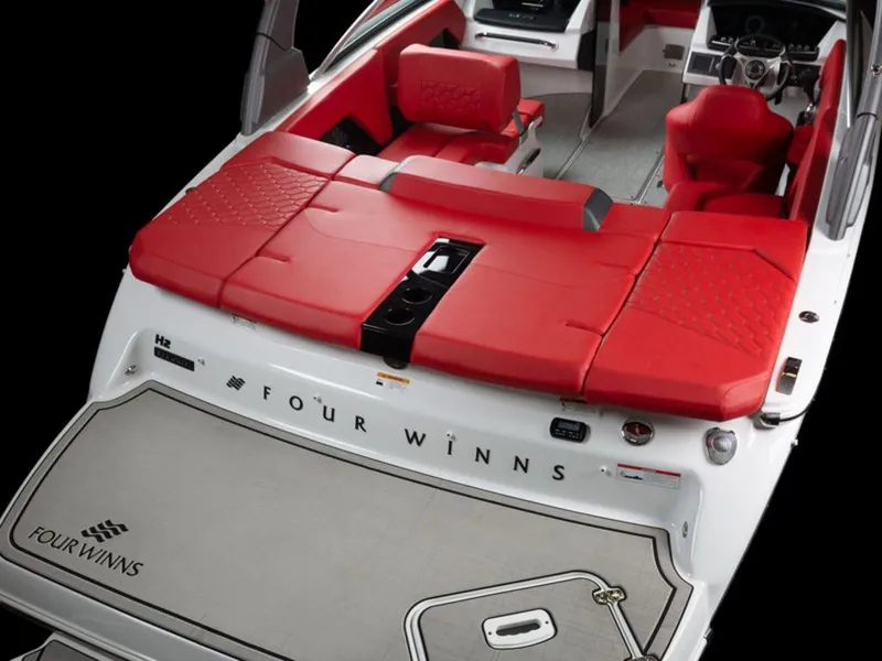 Slide: The Image of Four Winns H2 2025 - 89