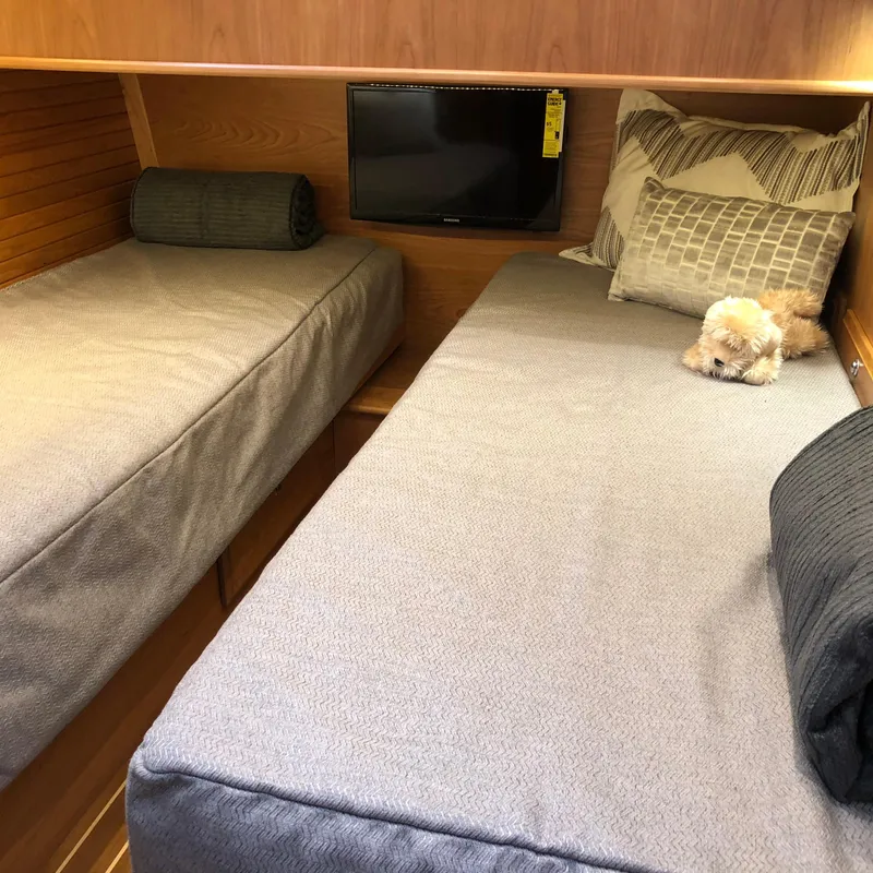 Slide: The Image of Guest Berths - 7