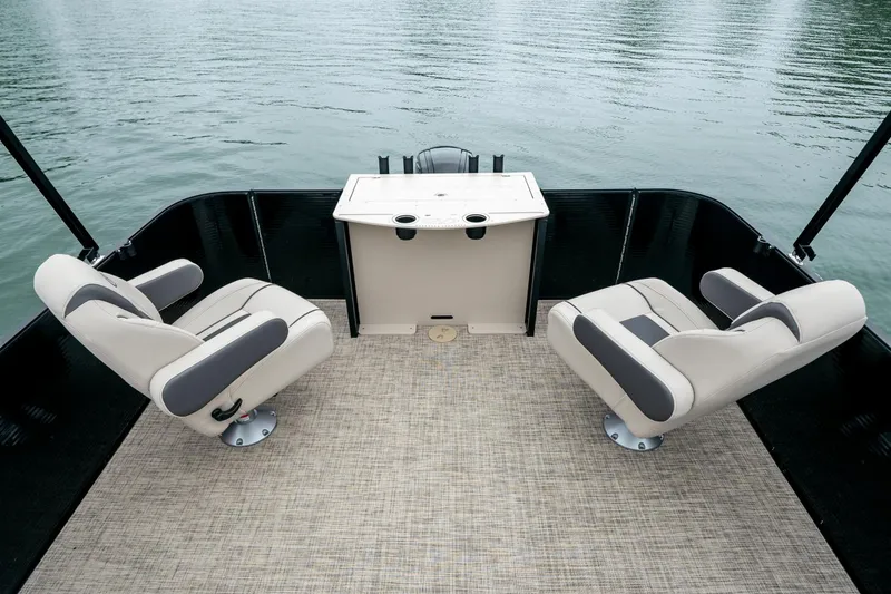 Slide: The Image of Harris 210 Cruiser 2025 - 5