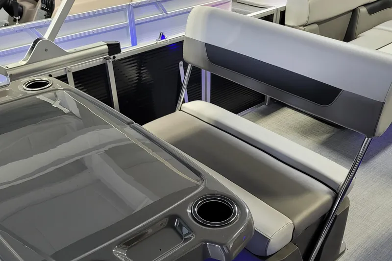Slide: The Image of 2025 Princecraft Vectra 21 RL boat interior with seating and table. - 5