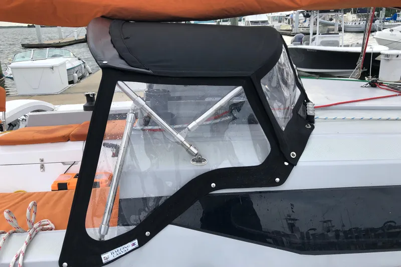 Slide: The Image of 2021 Corsair 880 for sale - 14