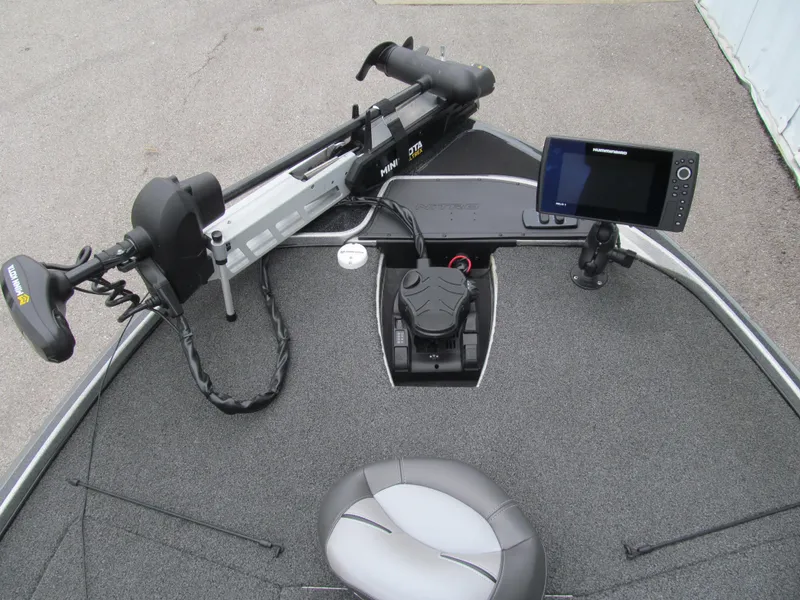 Slide: The Image of 2021 Nitro Z17 boat deck with trolling motor and fish finder. - 8