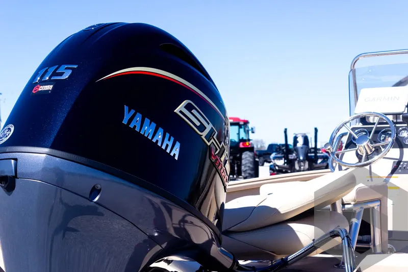 Slide: The Image of Yamaha 115 outboard motor on G3 Bay 20 boat, 2025 model, with steering wheel. - 23