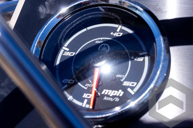 Slide: The Image of Speedometer of 2025 G3 Bay 20 boat, displaying speed in mph and km/h. - 45