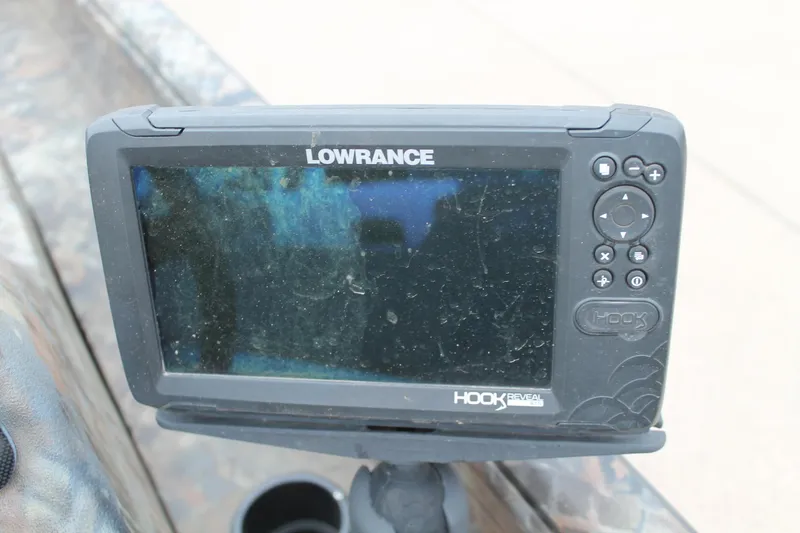 Slide: The Image of Lowrance Hook Reveal fish finder on Excel Catfish Pro 21 Side Console, 2023 model. - 20