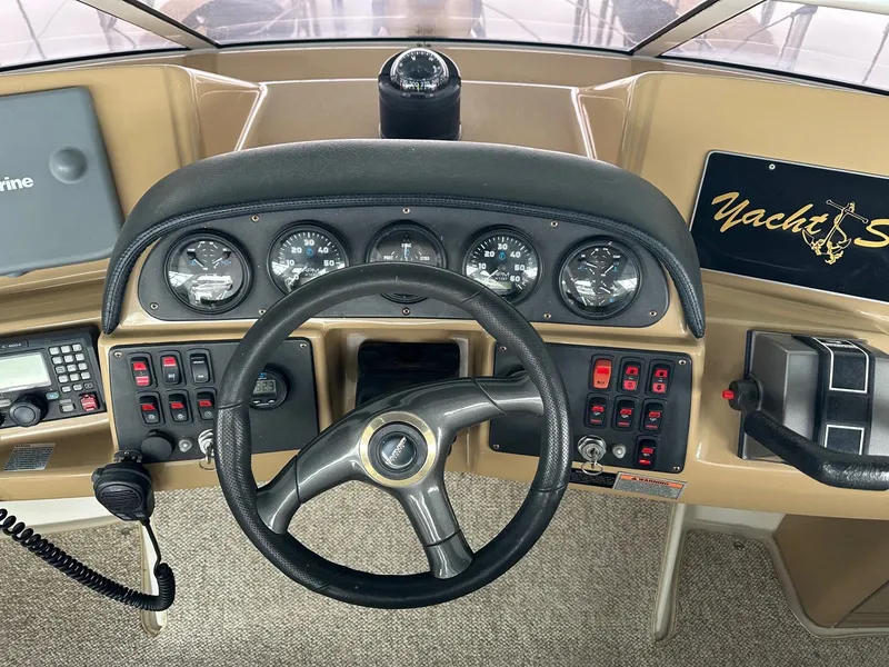 Slide: The Image of Carver Yachts 366 Motor Yacht 2003 - 11