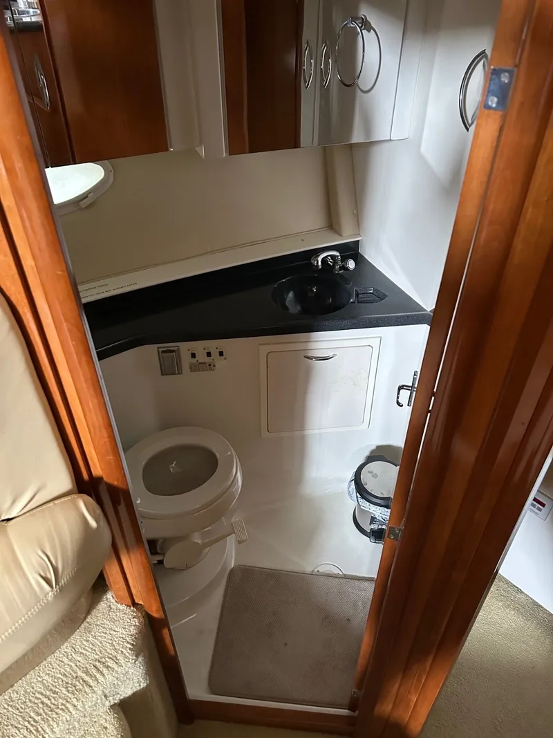 Slide: The Image of Carver Yachts 366 Motor Yacht 2003 - 22