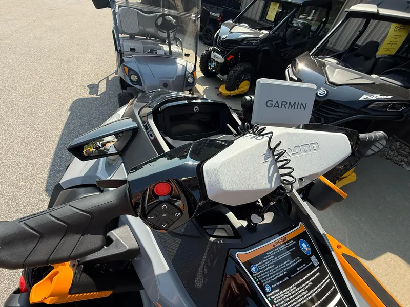 Slide: The Image of Sea-Doo FishPro Trophy 170 2025 - 5