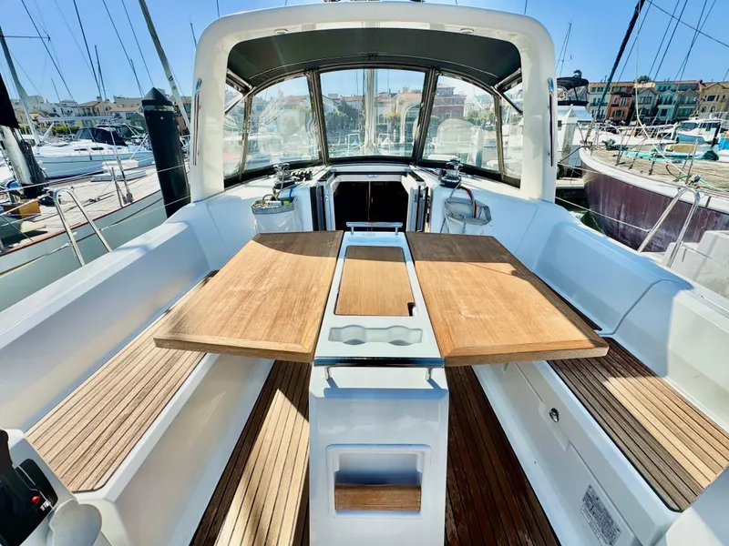 Slide: The Image of Beneteau Oceanis 38 2014 - 53