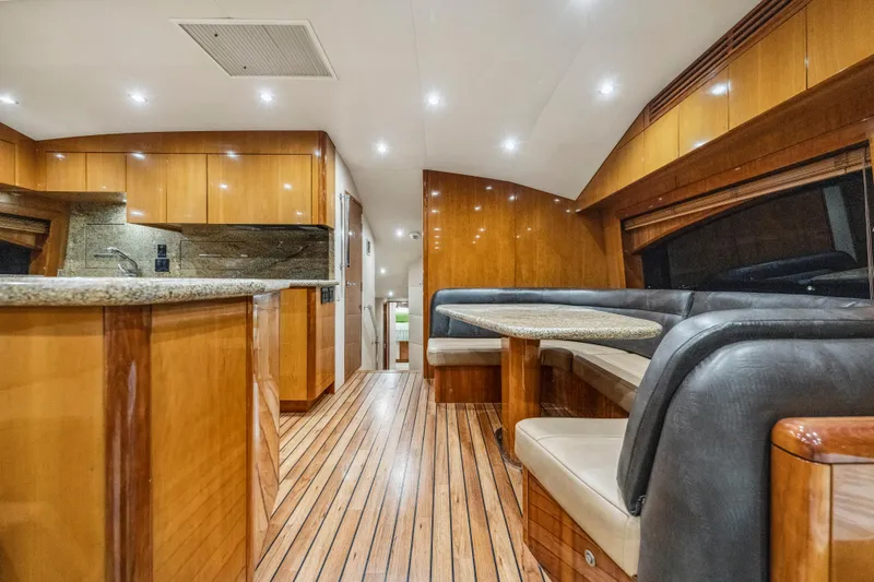 Slide: The Image of Hatteras 68 Convertible 2008 - 52
