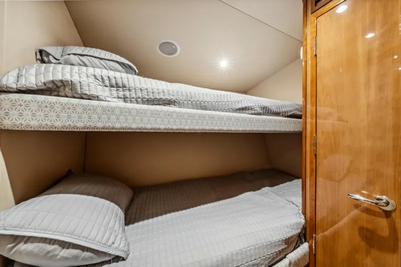 Slide: The Image of Hatteras 68 Convertible 2008 - 74