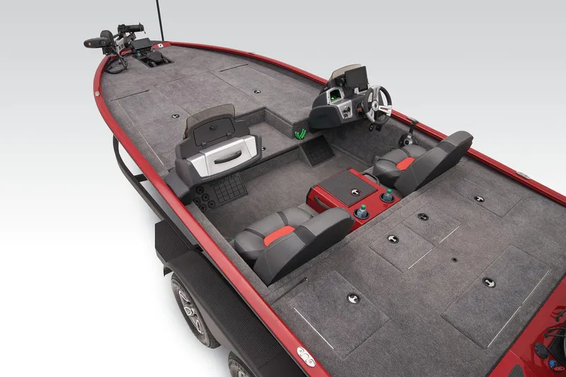 Slide: The Image of Tracker Savage 215 2025 - 31