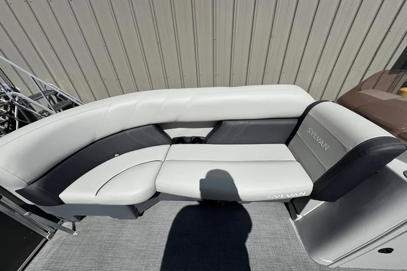 Slide: The Image of Sylvan MIRAGE 8522CLZ 2023 - 17