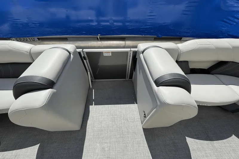 Slide: The Image of Sylvan MIRAGE 8522CLZ 2023 - 21