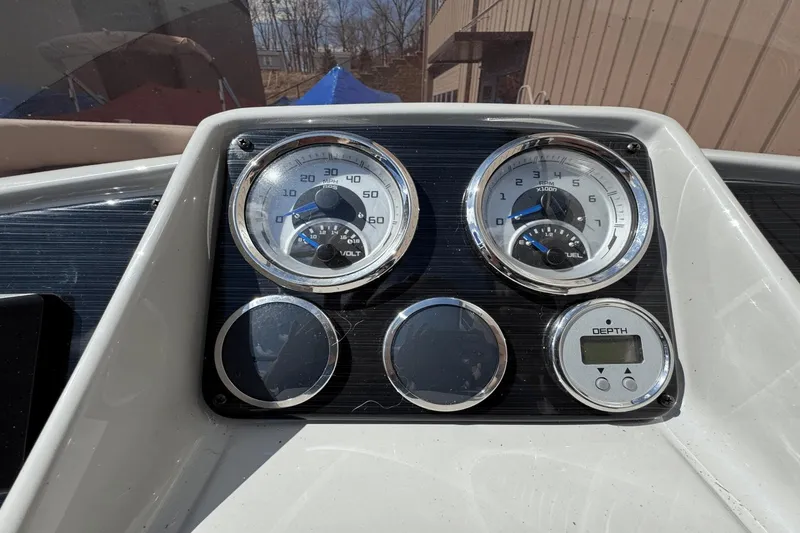 Slide: The Image of Sylvan MIRAGE 8522CLZ 2023 - 27